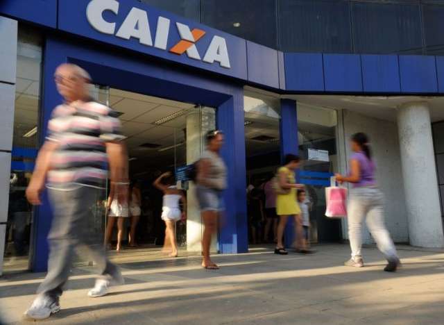 Trabalhadores de at&eacute; 60 anos t&ecirc;m &uacute;ltima semana para sacar PIS/Pasep