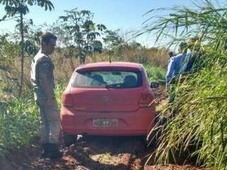 O carro foi localizado na zona rural de Sidrolândia. ( Foto: Divulgação)