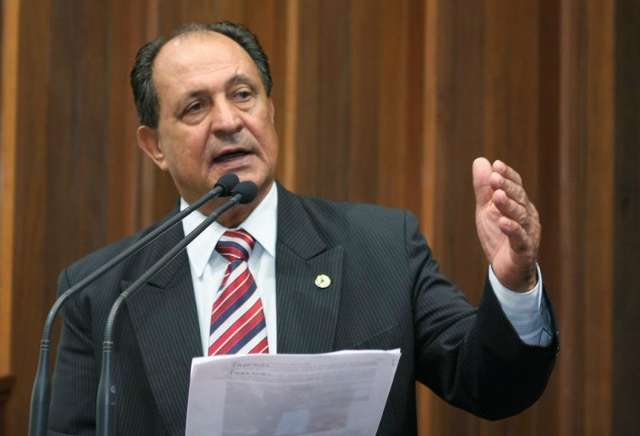 Concurso ter&aacute; 80 vagas e deve gerar economia, avalia deputado