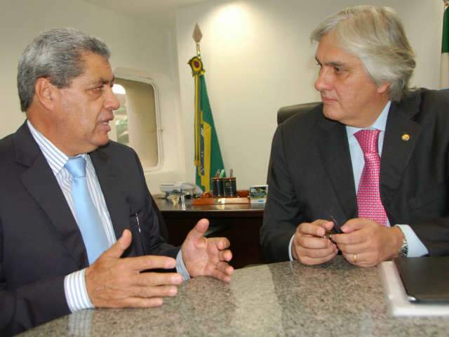  Puccinelli e Delc&iacute;dio discutem retomada de projetos ferrovi&aacute;rios no MS