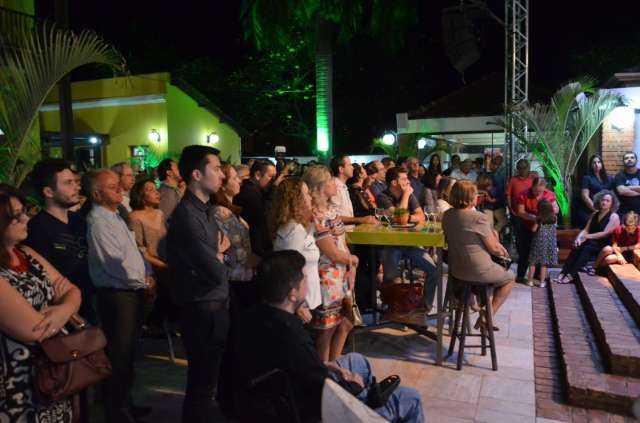 Inaugura&ccedil;&atilde;o do Sesc Morada dos Ba&iacute;s re&uacute;ne artistas e quem acredita na Cultura