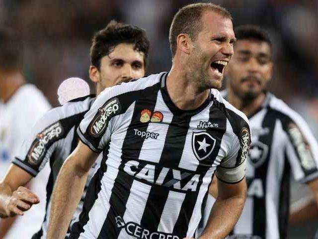 Botafogo faz 2 a 0 no Sport e manda time para a zona de rebaixamento 