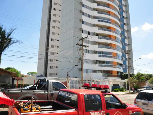  Forno aceso provocou inc&ecirc;ndio com mortes em pr&eacute;dio de luxo na Capital 