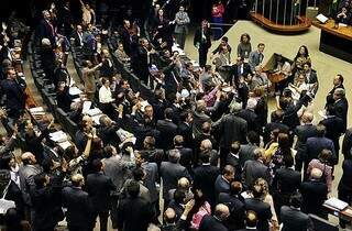 Emenda foi aprovada por 230 votos a 203, na noite de ontem. (Foto: Luis Macedo/Câmara dos Deputados)