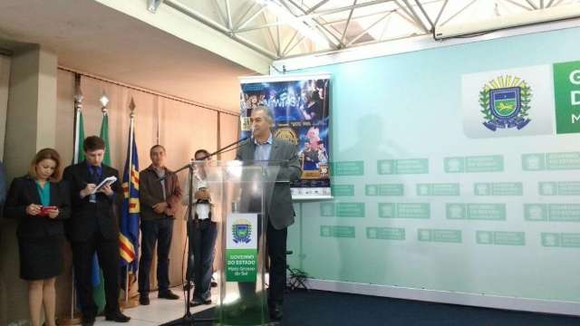 Repactua&ccedil;&atilde;o de d&iacute;vidas dos estados &eacute; tema que exige pressa, diz governador