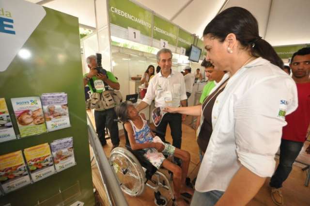 Caravana foca oftalmologia e tem como pr&oacute;ximo destino Ponta Por&atilde;