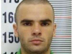 Policial foi executado a tiros de rev&oacute;lver e pistola, diz acusado