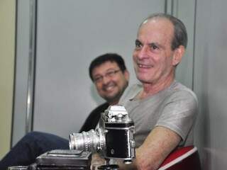 Ney veio à Capital para a exibição do filme &quot;Olho Nu&quot;, de Joel Pizzini.(ao fundo) (João Garrigó)