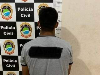 Motorista de aplicativo foi preso distribuindo drogas na Capital (Foto: Divulgação)