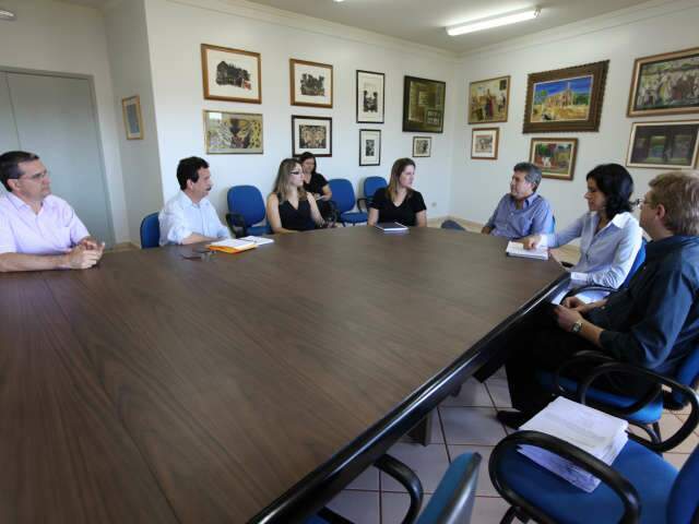 Murilo quer participa&ccedil;&atilde;o do Estado em contrato com Hospital Evang&eacute;lico