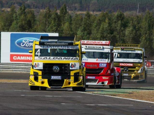 Com Felipe Giaffone na pole position, Copa Truck movimenta aut&oacute;dromo 