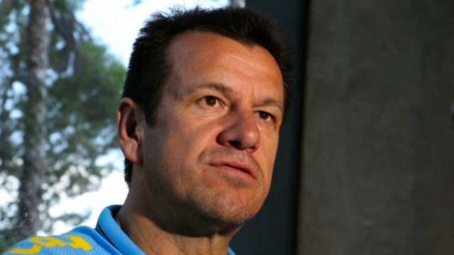Na primeira convoca&ccedil;&atilde;o, Dunga chama oito da equipe de Felip&atilde;o