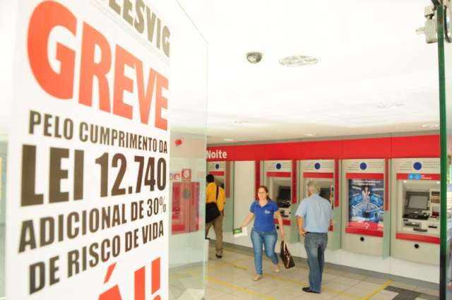 Sindicato considera greve ilegal e afirma que lei ainda n&atilde;o foi regulamentada 