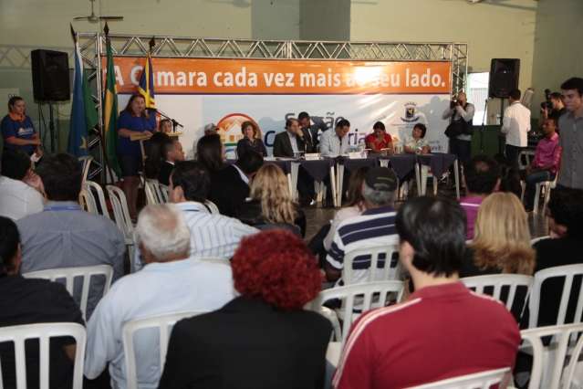 Câmara Municipal realiza sessão comunitária no Campo Novo