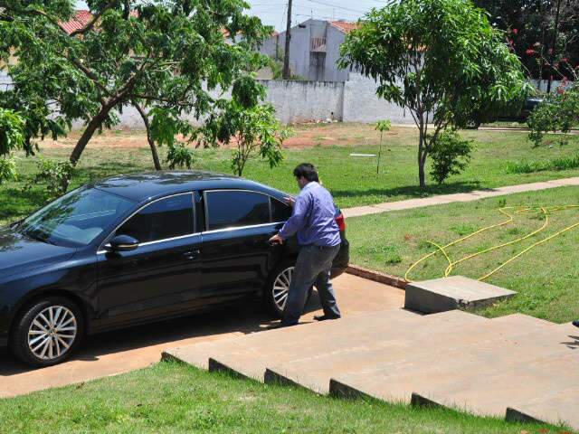  TJ/MS mant&eacute;m pagamento de sal&aacute;rio a prefeito afastado de Alcin&oacute;polis