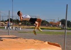 Federa&ccedil;&atilde;o realiza campeonato estadual juvenil de atletismo na Capital