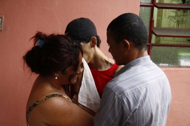 Desesperados, familiares pedem ajuda para cirurgia de menino com c&acirc;ncer
