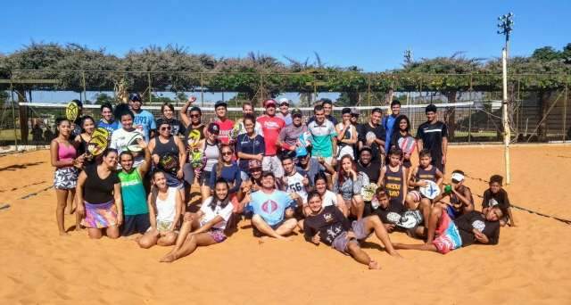 Torneio de Beach Tennis no R&aacute;dio Clube vai distribuir R$ 1,6 mil em premia&ccedil;&atilde;o