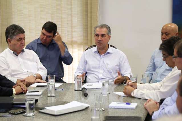 Reinaldo defende um esfor&ccedil;o conjunto contra dengue e zika v&iacute;rus