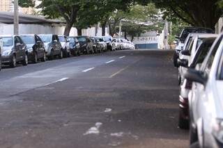 De segunda a sexta o estacionamento fica lotado (Foto: Marcelo Victor)