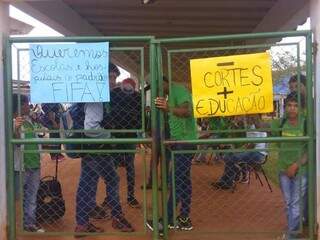 Ocupação de escola foi retomada hoje (Foto: Caroline Borralho)