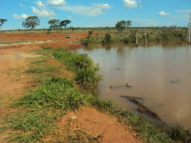  Fazendeiro constr&oacute;i represa ilegal de 3 hectares  e provoca degrada&ccedil;&atilde;o de &aacute;rea de preserva&ccedil;&atilde;o