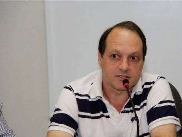 Tribunal Eleitoral mant&eacute;m ex-prefeito ineleg&iacute;vel por propaganda abusiva