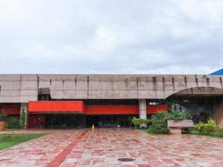 Governo tem 10 meses para dar acessibilidade no Centro de Convenções Governo tem 10 meses para dar acessibilidade no Centro de Convenções
