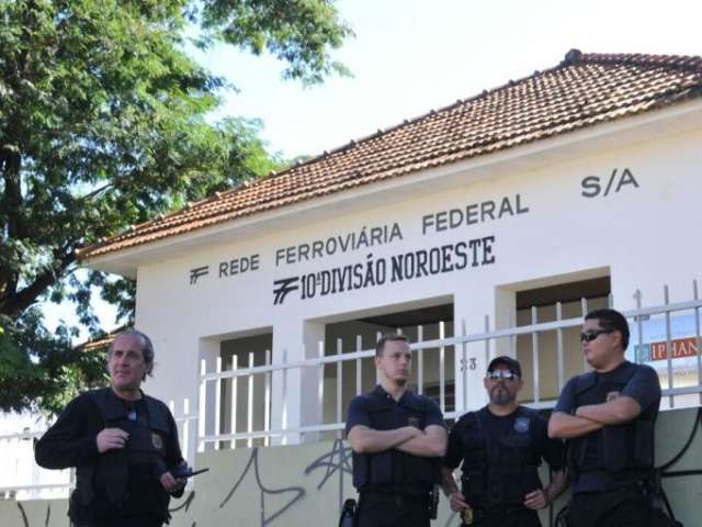 Ap&oacute;s 38 dias, PF e Guarda Municipal tiram manifestantes do Iphan