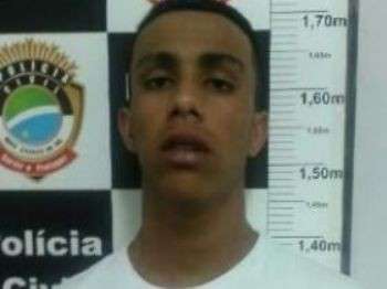 Pol&iacute;cia pediu na quinta-feira interna&ccedil;&atilde;o de jovem morto em confronto