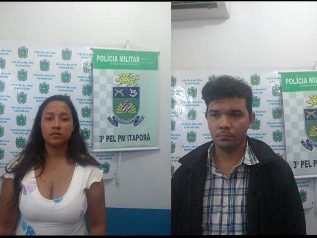 Casal &eacute; preso com aparelhos celulares, cart&otilde;es e chips usados em estelionato