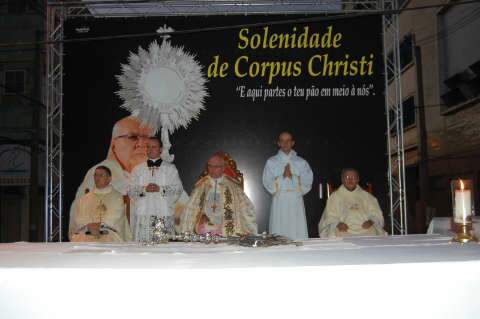  Missa de Corpus Christi será celebrada às 15h, seguida de procissão