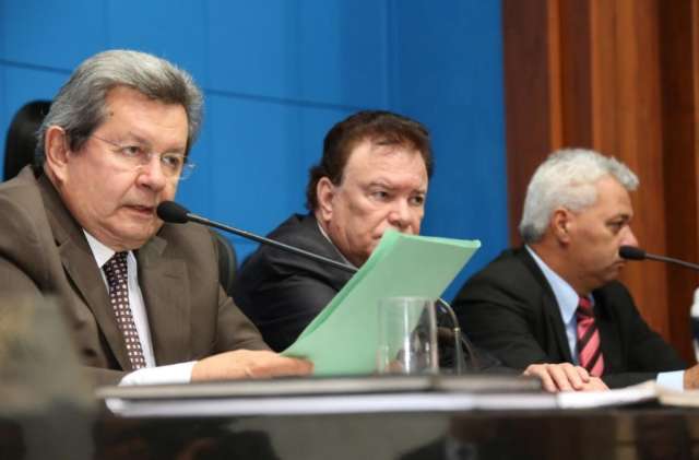 Deputados aprovam mudan&ccedil;a no concurso para oficias da PM e Bombeiros