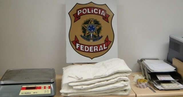  Cerca de 14 kg de coca&iacute;na s&atilde;o apreendidos durante opera&ccedil;&atilde;o em Corumb&aacute;