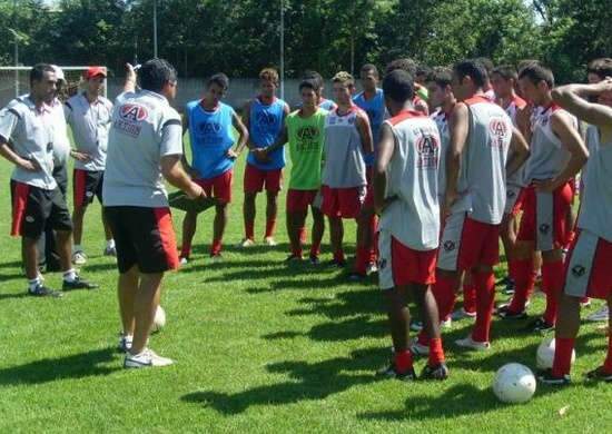  Caseiro, Estadual deste ano &lsquo;importou&rsquo; pelo menos 40% dos atletas