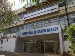 Prefeitura de Campo Grande; receita no próximo ano pode ser menor (Foto: Arquivo)