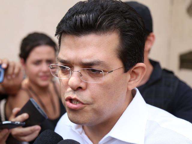 Mesmo com ren&uacute;ncia estrat&eacute;gica, Olarte continuar&aacute; na mira do TJ