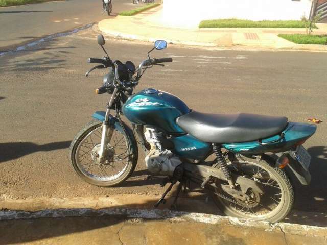 Em menos de 5 minutos, dois acidentes acontecem na mesma rua no Tijuca 