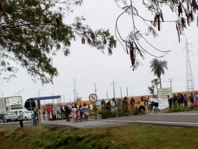 Protesto de &iacute;ndios bloqueia tr&ecirc;s trechos da BR-163; confira quais