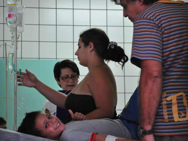  Total de crian&ccedil;as que passaram mal em escola foi de 180; 12 internadas