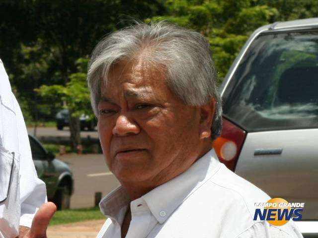 Akira Otsubo se re&uacute;ne no s&aacute;bado com Puccinelli e Giroto
