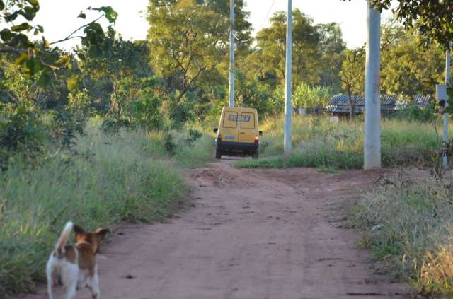 Bairro conta com cerca de dez ruas que s&atilde;o trilhas e s&oacute; existem no mapa