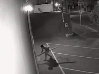 Loja invadida 3 vezes e prisão de assassino são vídeos mais vistos da semana