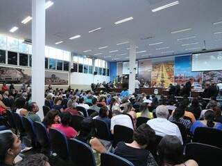 Câmara de Dourados ainda não definiu data da audiência (Foto: Thiago Morais/Divulgação)