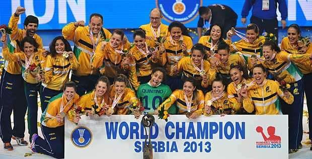 Meninas do Handebol conquistam t&iacute;tulo Mundial in&eacute;dito ao bater a S&eacute;rvia 
