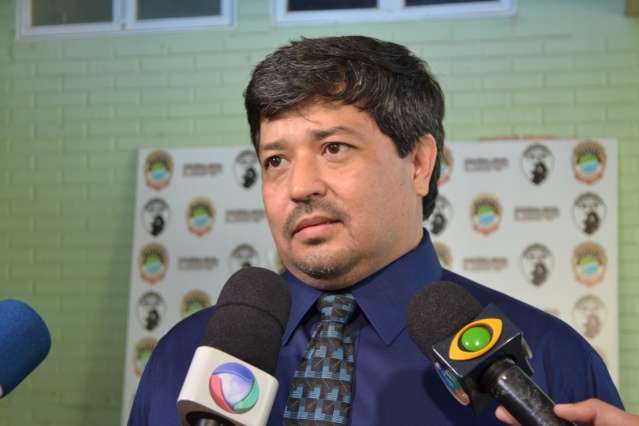 Foragido &eacute; preso pela Derf com armas e muni&ccedil;&otilde;es de uso restrito
