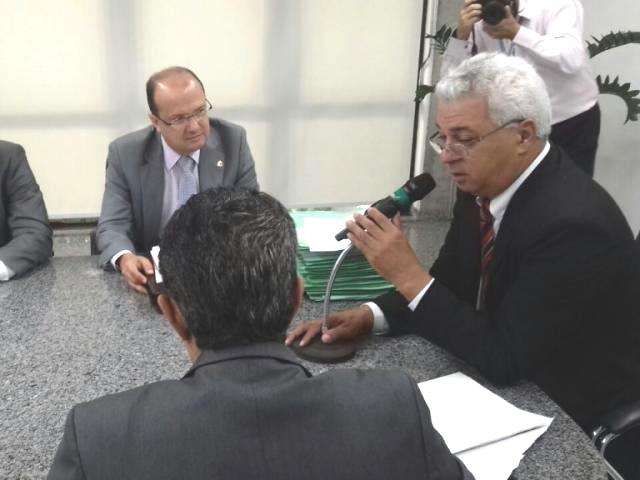 Barbosinha assume a CCJR e pede &ldquo;compreens&atilde;o&rdquo; sobre o papel da comiss&atilde;o