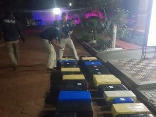 Brasileiros s&atilde;o presos com 700 kg de maconha em hotel na fronteira