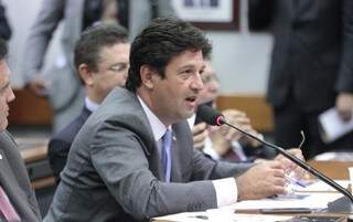 Deputado Luiz Henrique Mandetta diz que deputados parecem estar em uma &quot;torre de babel&quot; (Foto: Agência Câmara)
