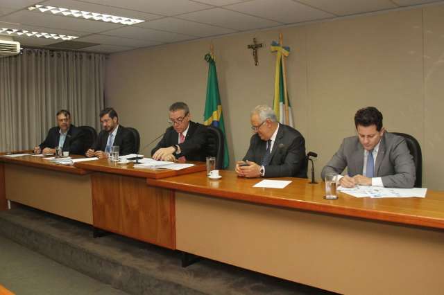 Deputados v&atilde;o votar relat&oacute;rio da CPI da JBS na pr&oacute;xima ter&ccedil;a-feira